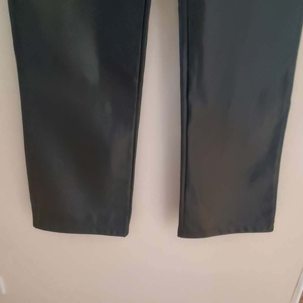Finesse Faux Leather Pants - Picture 6 of 14